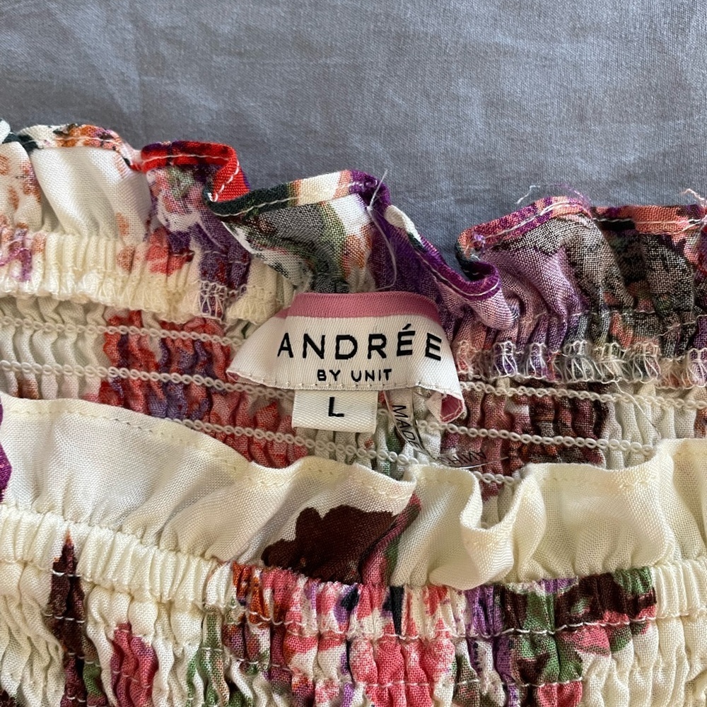 ANDREE Floral Smocked Blouse with Puff Sleeves flirty boho cottage babydoll - Picture 5 of 6